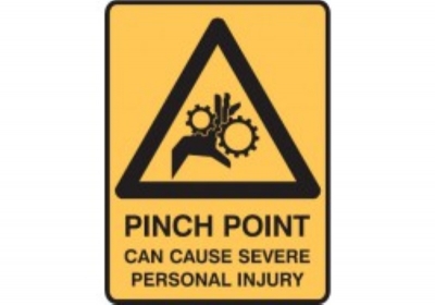 SIGN PINCH POINT CAN CAUSE SEVERE PERSONAL INJURY 225X300MM POLY 840616 (Z037952 - 90X125MM)
