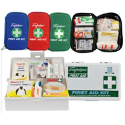 FIRST AID KIT VEHICLE AND LOW RISK SOFT CASE 135X210X65MM GREEN 856603